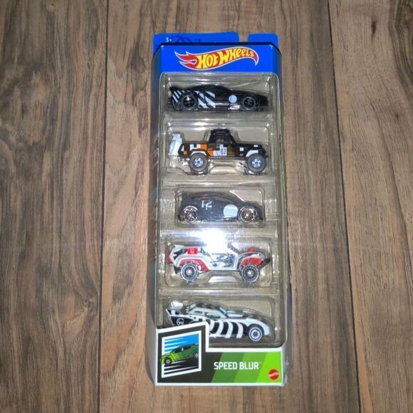 2021 HOT WHEELS Speed Blur 5 Pack - Mustang, Jeep, Fiesta, Crusher - Picture 2 of 7